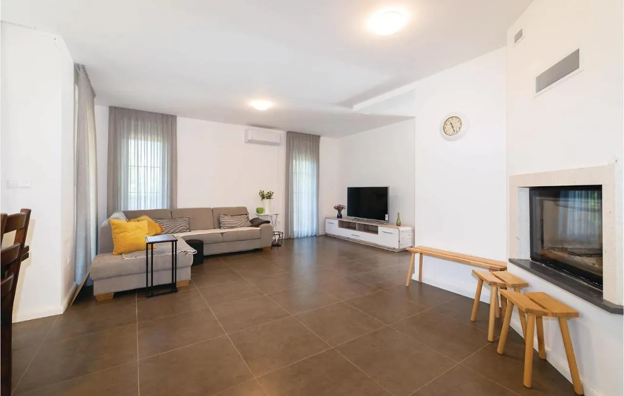 Amazing Home In Poljica With Wifi Poljica (Zadar)