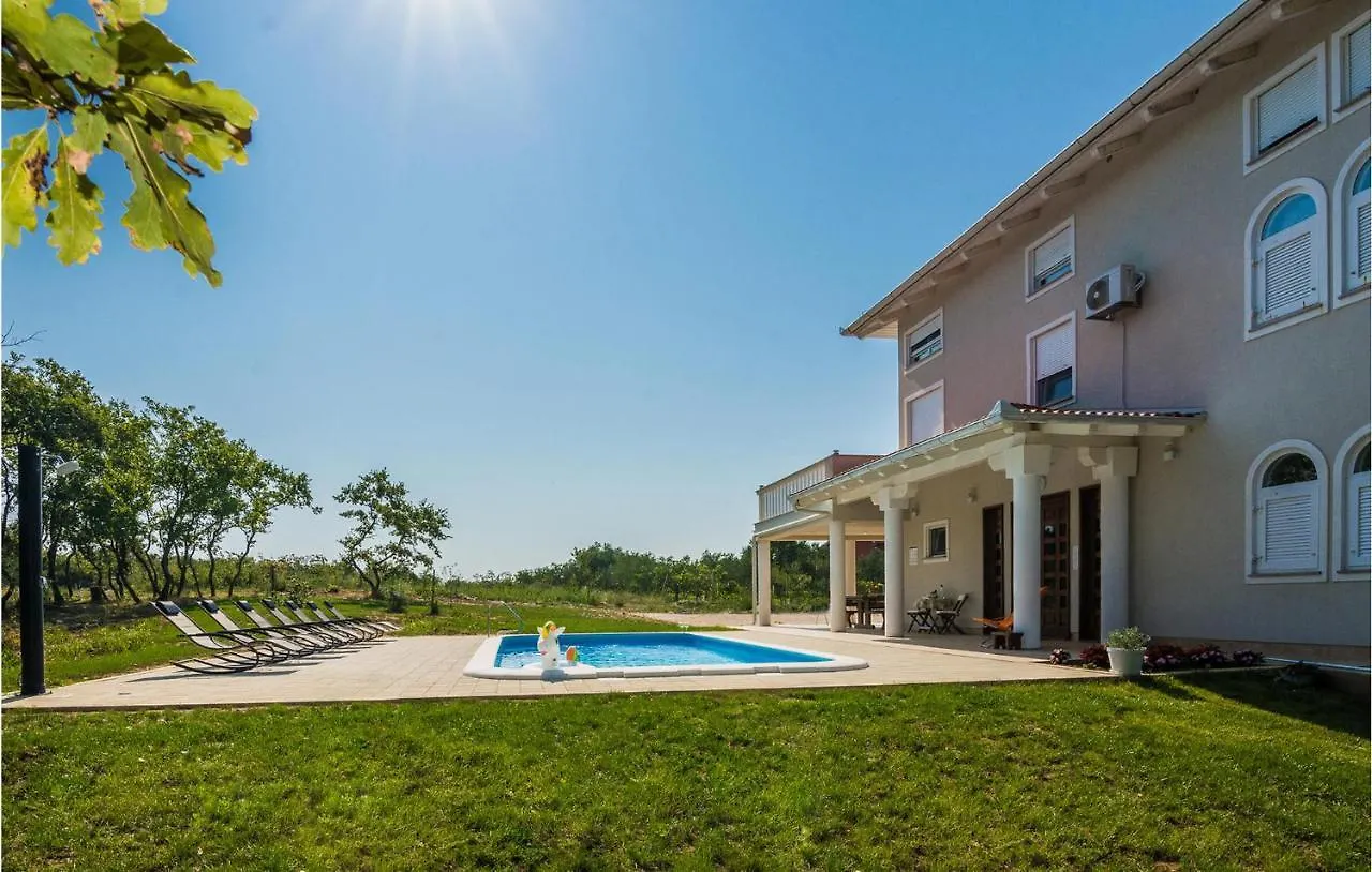 Сasa de vacaciones Amazing Home In Poljica With Wifi Croacia